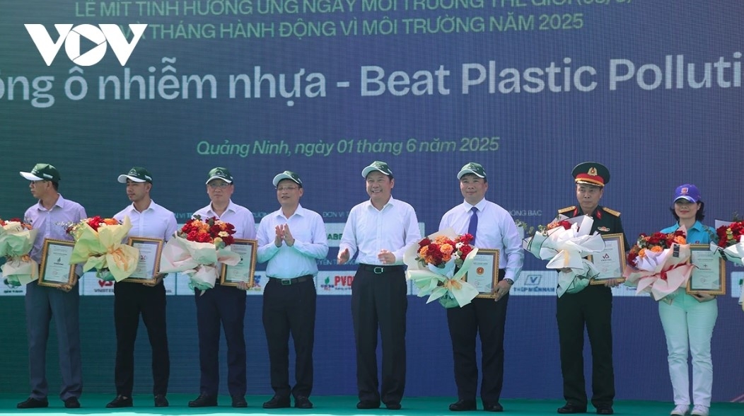 Vietnam takes action against plastic pollution